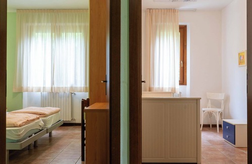 Crone Apartment | Casa Lucia 1 - Three Bedroom Apartment, Sleeps 5