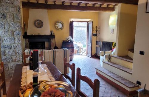 Castello di Tocchi Apartment | Casa Lucia