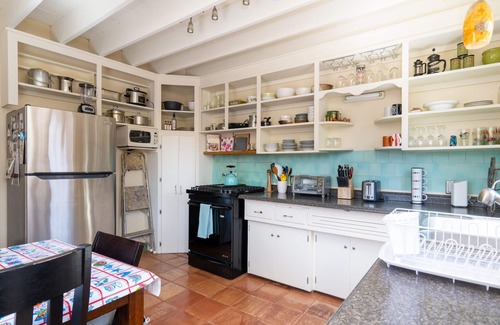 Southside House | Casa Lujan | Cozy Home with Hot Tub + Near Area Attractions!