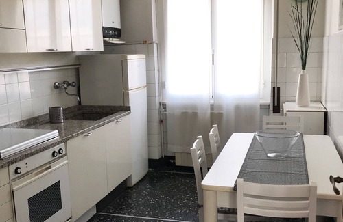 Noli Apartment | Casa Luminosissima e Tranquilla nel Centro Storico di Noli a due Passi dal Mare