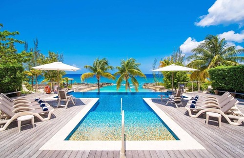 George Town House | Casa Luna 4 by Grand Cayman Villas & Condos