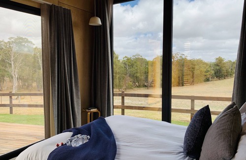 Bridgewater Bed & Breakfast | Casa Luna - A luxury self contained wellness escape for 2 in the Adelaide Hills