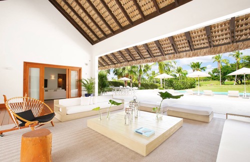 Los Naranjos Villa | Casa Luna Llena by Luxe Haus – Butlered Villa, Staff, Pool, Jacuzzi, Golf Carts