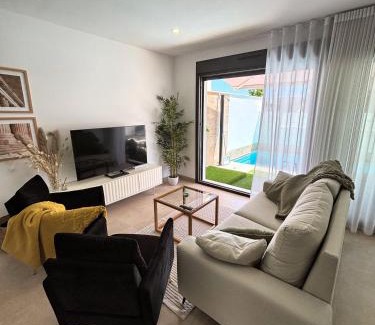 Los Imbernones Villa | Casa Luz del Mar-Murcia Holiday Rentals Property