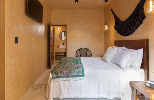 Bacalar House | Casa Málaga, Grill, Private Pool & Tub!
