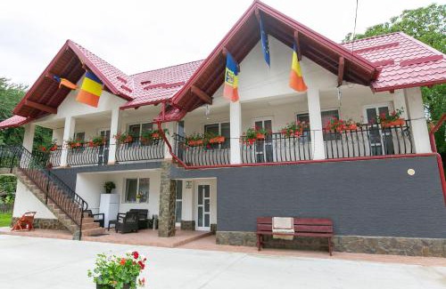 Oestii Paminteni House | Casa Mădălina
