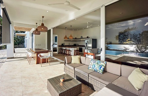 Carmen Villa | Casa Meráki - New Ocean View Villa 300m from Santa Teresa beach