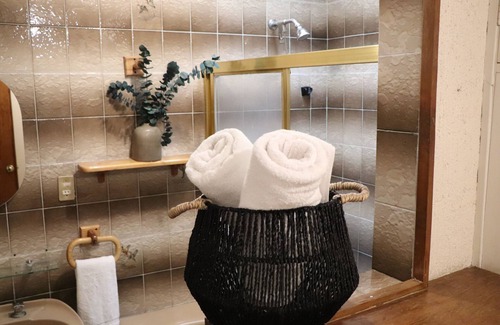 Lagos de Moreno Hotel | Casa Madera