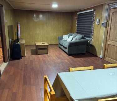 Punta Arenas House | Casa Magallánica por día para Familia compuesta de 4 personas
