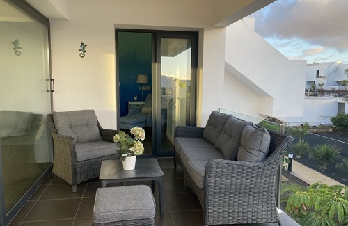 La Oliva Apartment | CASA MAGMA: apartment with roof terrace, private Jacuzzi, ocean & volcano views