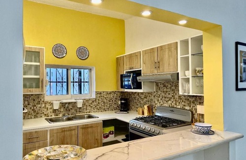 Colonia Andres House | CASA MAKY 2 bedroom home downtown Cozumel AC, WiFi, Pool, family & Pet friendly