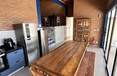 Pirenopolis House | Casa Malbec Pirenópolis - GO Encantadora com 4 Suítes e Área de Lazer Completa