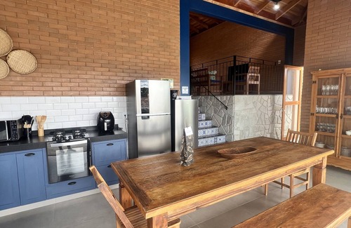 Pirenopolis House | Casa Malbec Pirenópolis - GO Encantadora com 4 Suítes e Área de Lazer Completa