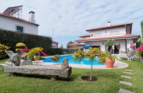 Monserrate Villa | Casa Malheiro