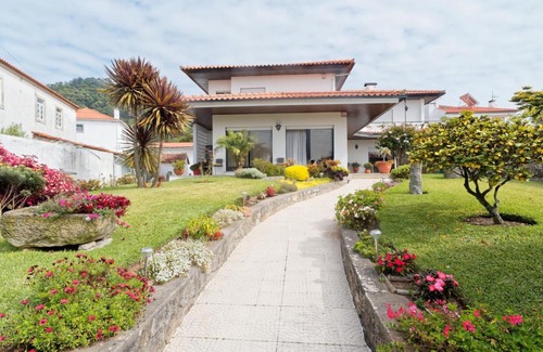 Monserrate Villa | Casa Malheiro