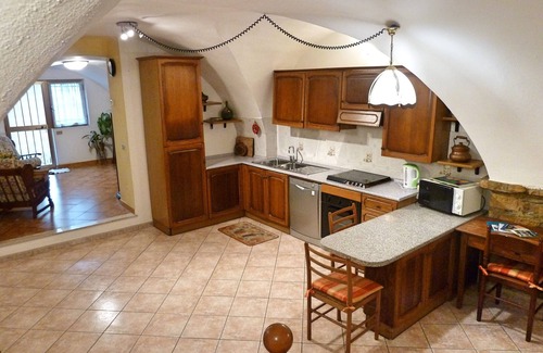 Civezza House | Casa Mamma Rosetta, one step away from the sea, the mountains and the cycle path