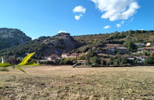 La Pola de Gordon House | Casa Manuel y Ana María.