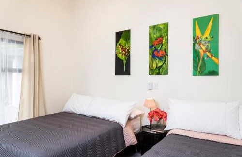 Cacique Hotel | Casa María Aeropuerto B&B