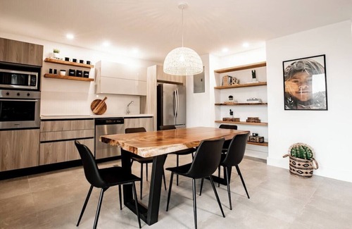 Las Escobas del Venado Condo | Casa Mar, Stylish Condo at Blue Venao