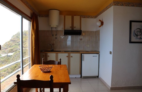 El Tanque Apartment | Casa Mara Tenerife - Twin-bed Apartment with Ocean View