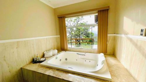 Nova Friburgo House | Casa maravilhosa com piscina e sauna