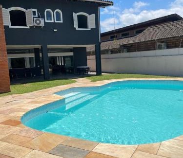 Jardim Virginia House | Casa maravilhosa no Guarujá
