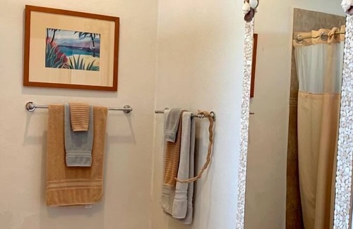 Mulege House | Casa Marbella 2 Bedroom with Den