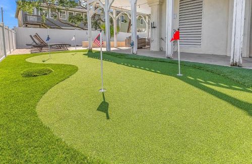 Cherry Grove Beach House | Casa Mare' Marsh Front 4BR/3B Private Home l Putting Green