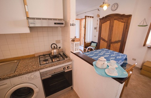 Arenella House | CASA MARGOT (RELAX WITH VISTA), independent, 300mt from the sea and the beach