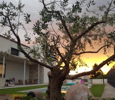 Puiggros House | Casa Maria Dolors con piscina y jardin privado