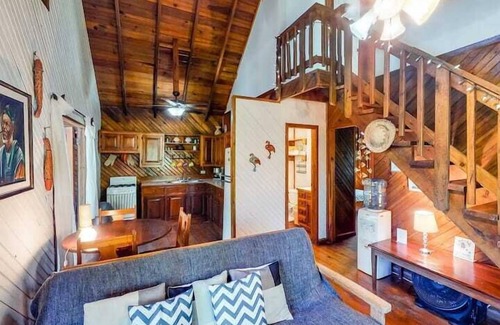 Antoneys Cay Apartment | Casa Maria @ Sundancer, Sandy Bay