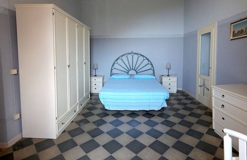 Marina di Pisciotta Apartment | Casa Marida - Holidays in a historic building with beautiful sea view