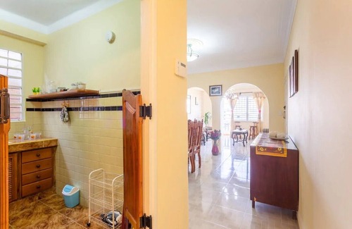 Municipality of Diez de Octubre Apartment | Casa Mariela