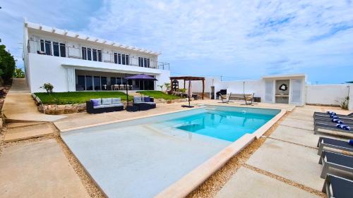Isla Mujeres Villa | Casa Marina Ocean Front Isla Mujeres