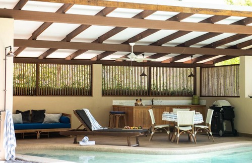Riordanvale House | Casa Mariposa