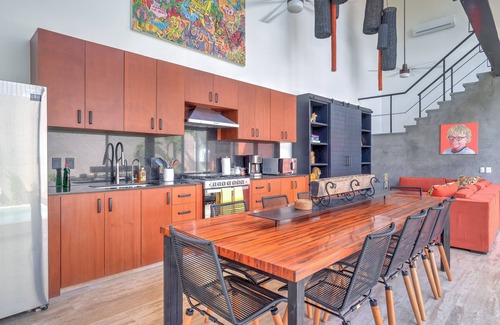 Centro House | Casa Mariposa, Breathtaking 5BR Home of Your Dreams