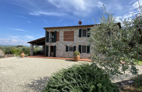 Colle di Compito Villa | Casa Marisa - Independent villa with private pool, A/C, wifi in Tuscany