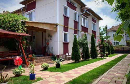 Hateg House | Casa Mary