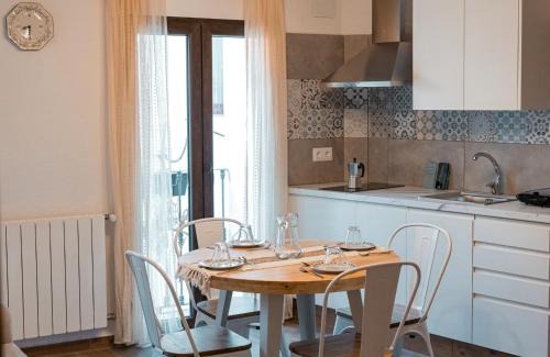 Linares de Mora Apartment | Casa Masovera