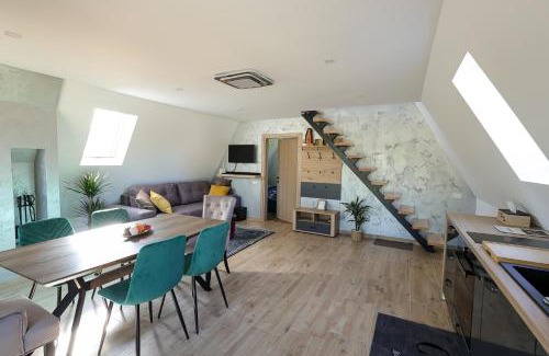 Godeni Villa | CASA MAYA Câmpulung