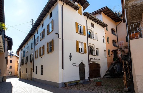 Caslano Apartment | Casa Merlot, Caslano, Switzerland