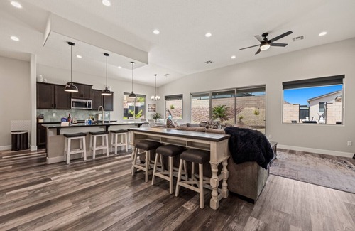 Mesquite House | Casa Mesquite BL 991724 by J and Amy