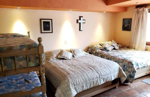 Santa Maria Ahuacatlan House | Casa mexicana para 10 en el centro de Valle