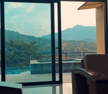 Villeta House | Casa Mezcal
