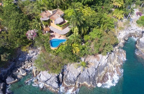 Almacen House | Casa Mia - Exclusive waterfront home in Puerto Mio