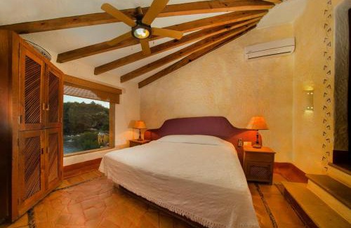 Almacen House | Casa Mia - Exclusive waterfront home in Puerto Mio