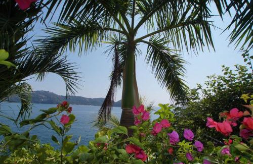 Almacen House | Casa Mia - Exclusive waterfront home in Puerto Mio