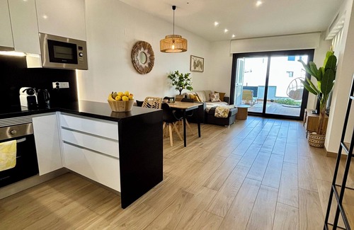 Los Balcones Apartment | Casa Mia Torrevieja | Modern Ground Floor Apartment with 2 Pools & Jacuzzi