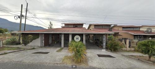 Volcan House | Casa Mia Volcan
