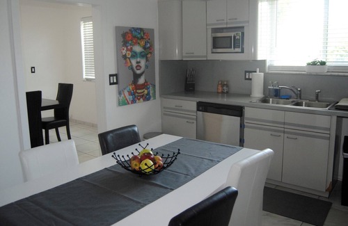 Coral Way House | Casa Miami - Location, Location, Location!